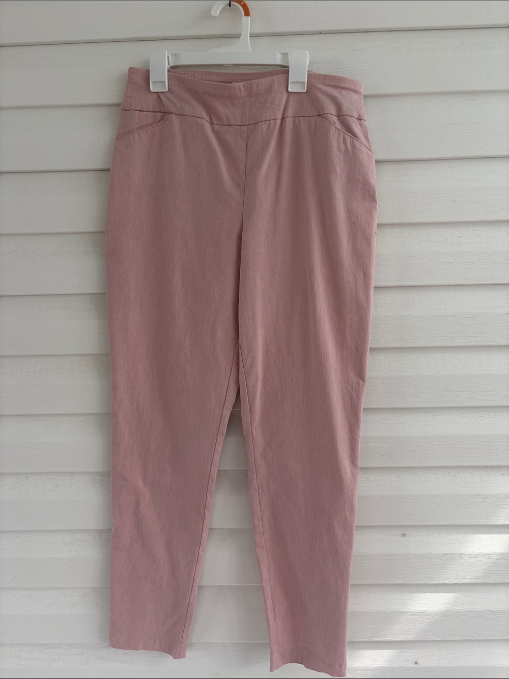 Versona Modern Pink Pull On Pants Size Medium Slim Ankle Stretch Trousers
